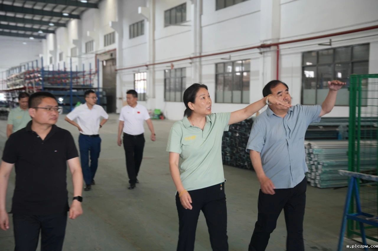 2e2a6bb728e2f269a91f8331b5f3a4e9.jpg 2e2a6bb728e2f269a91f8331b5f3a4e9.jpg