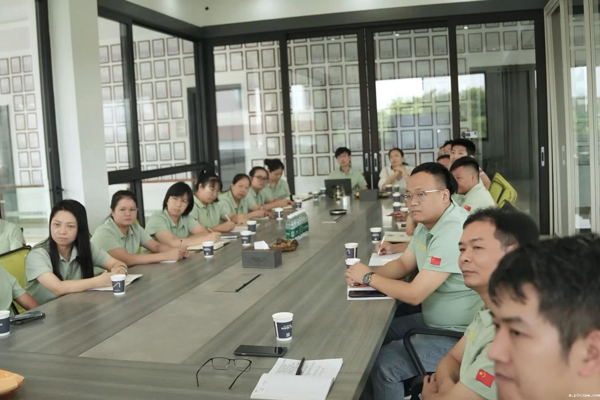 5c32df8b98f68171a2a48eb54d4501b3.jpg 5c32df8b98f68171a2a48eb54d4501b3.jpg